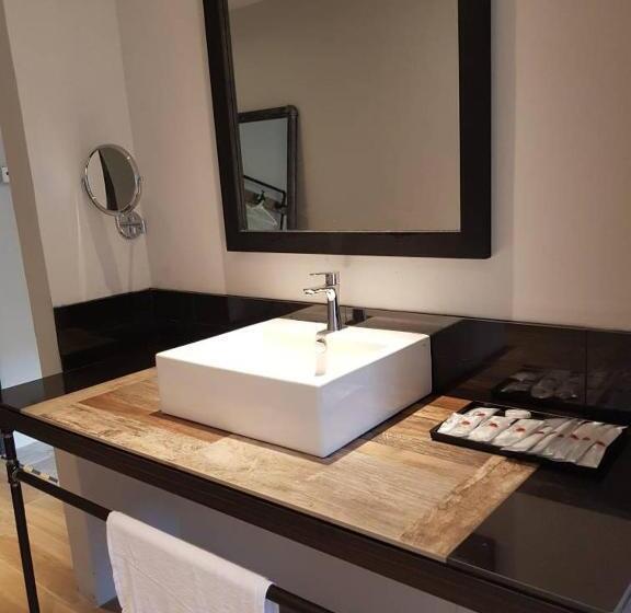 סוויטה משפחתית, Kristal