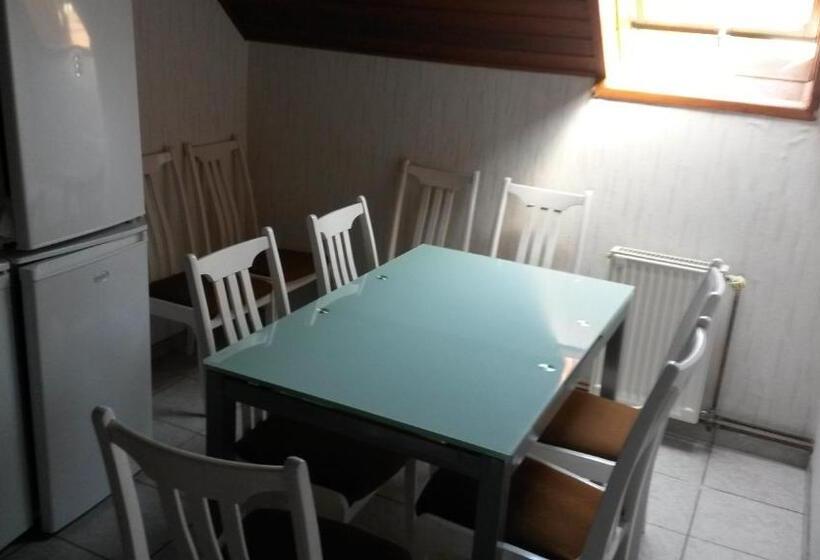 标准间, Ilona Vendégház