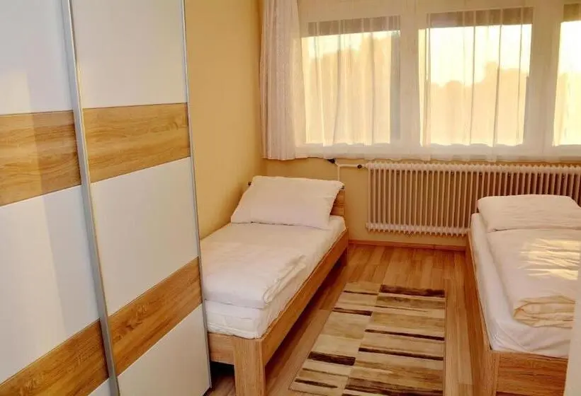 デラックスルーム, Molnár Vendégház
