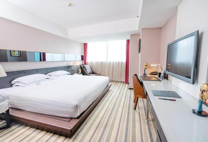 اتاق استاندارد با تخت بزرگ, 重庆江北观音桥高悦酒店地铁站店