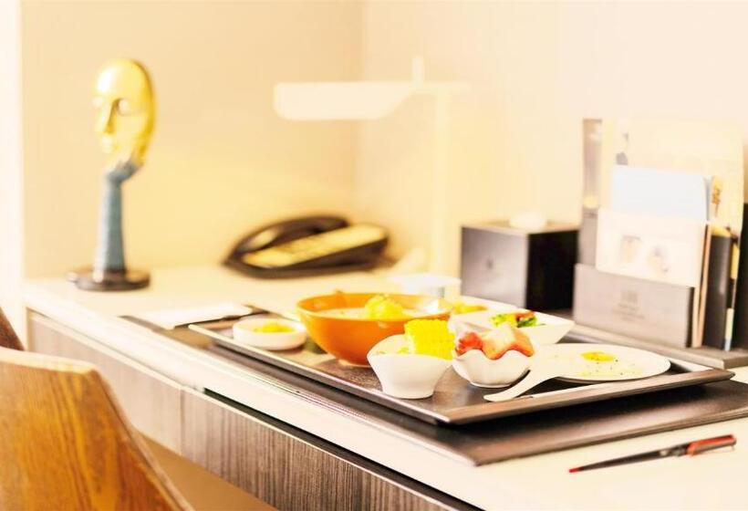 اتاق لوکس, 重庆江北观音桥高悦酒店地铁站店