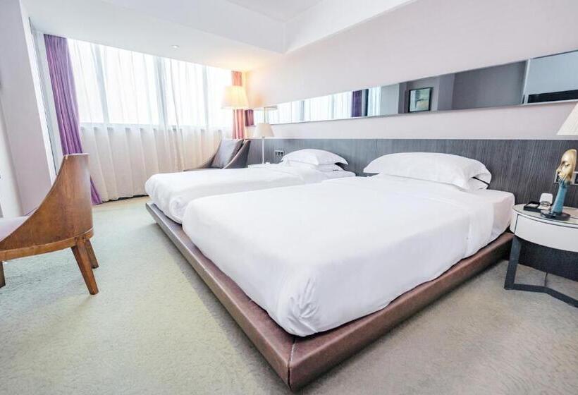 اتاق لوکس, 重庆江北观音桥高悦酒店地铁站店