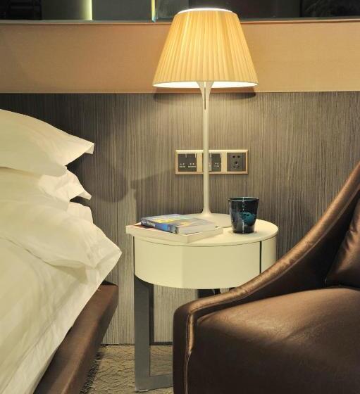 اتاق خانوادگی, 重庆江北观音桥高悦酒店地铁站店