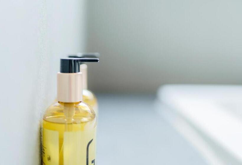 اتاق خانوادگی, 重庆江北观音桥高悦酒店地铁站店