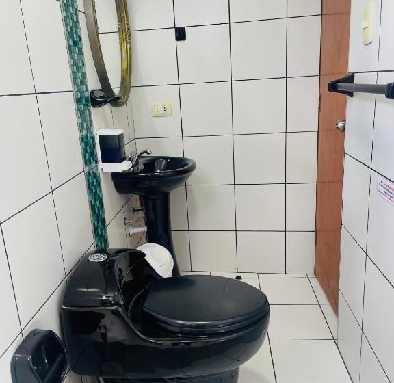 اتاق استاندارد, Alpes Huaraz