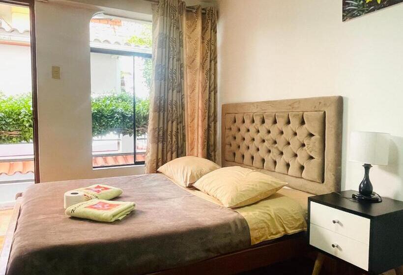 اتاق استاندارد سه نفره, Alpes Huaraz