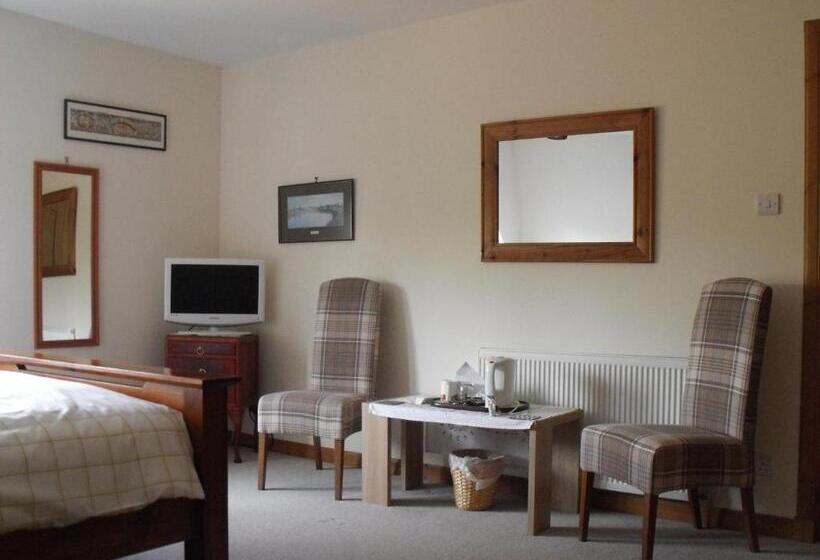 Standard room with outdoor bath, Arisaig Guest House