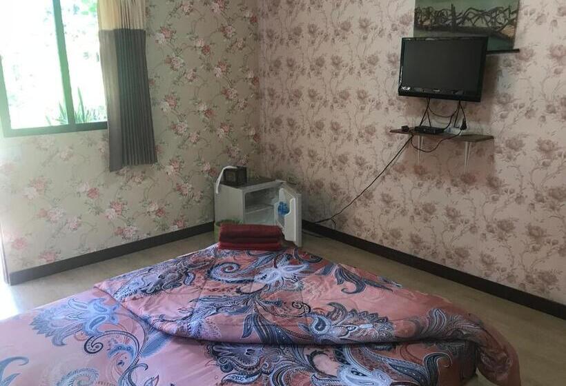 Шале 1 Спальня, Busby Resort