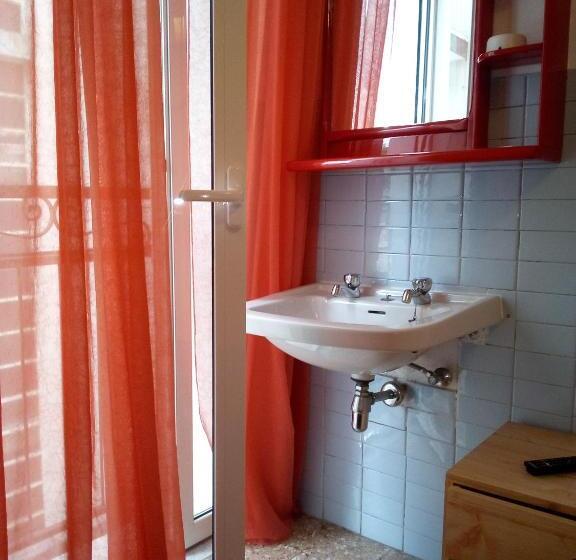 スタンダードシングルルーム, Atene Albergo Riccione