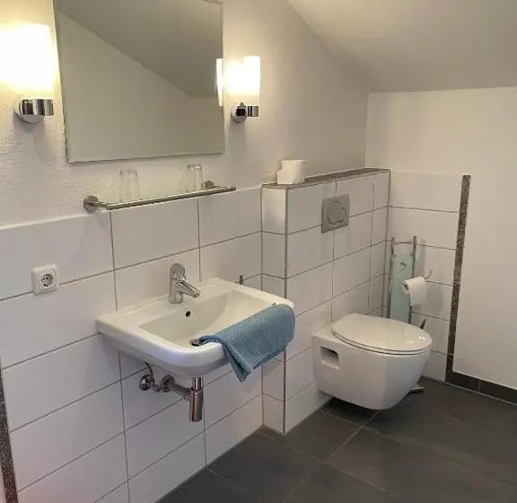 バルコニー付き１ベッドルームアパートメント, Gästehaus Grünberger
