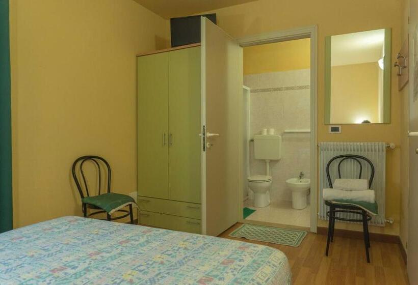 Номер Стандарт, Ristorante Albergo Al Donatore