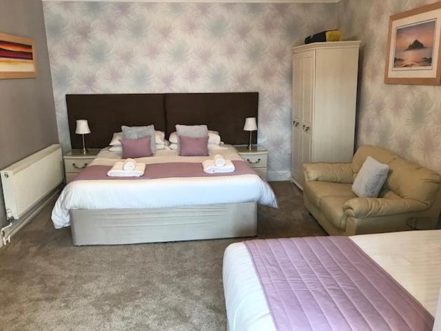 패밀리 룸, Cotswold House