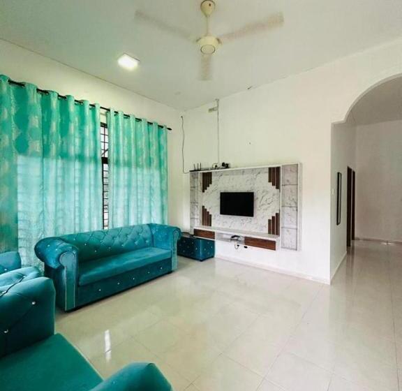 3间卧室的房子, Homestay Ira Jaya   4 Unit Rumah