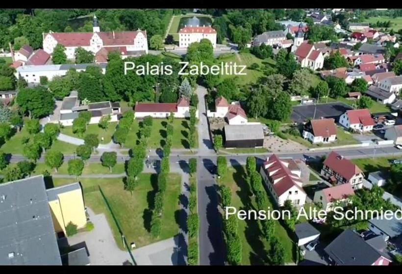 Номер Стандарт, Pension Alte Schmiede