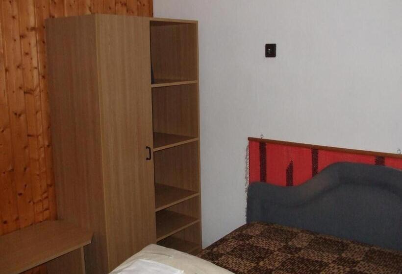 Семейный Номер Совместный Санузел, Vizimalom Kemping, Panzió és étterem