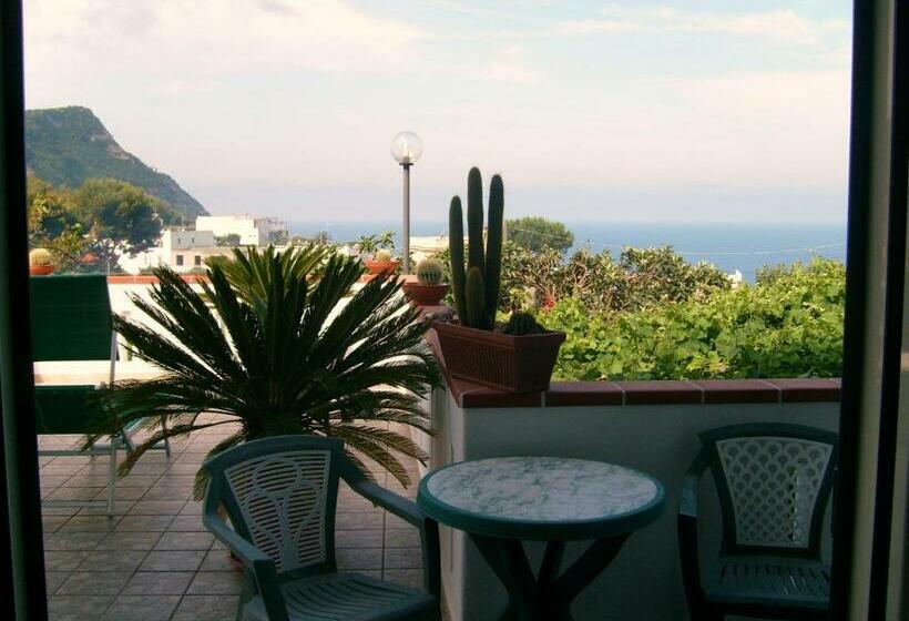 Quarto Estandar Vista Mar, Villa Cimmentorosso