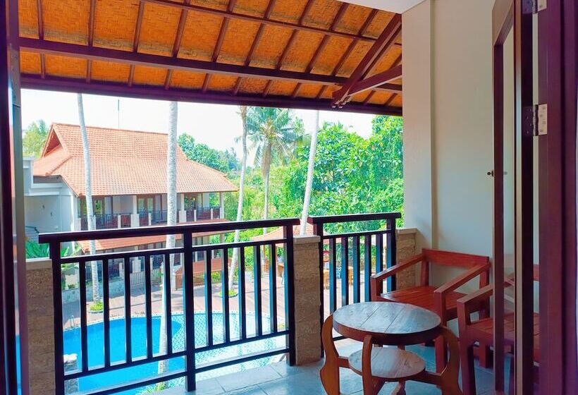 Номер Deluxe Вид на Бассейн, Best Western Premier Agung Resort Ubud