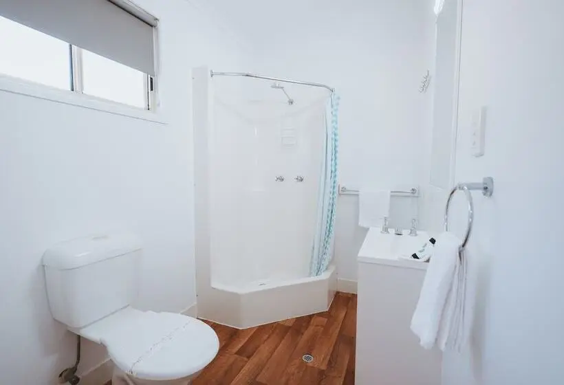 キャビン, Big4 Breeze Holiday Parks   Bargara