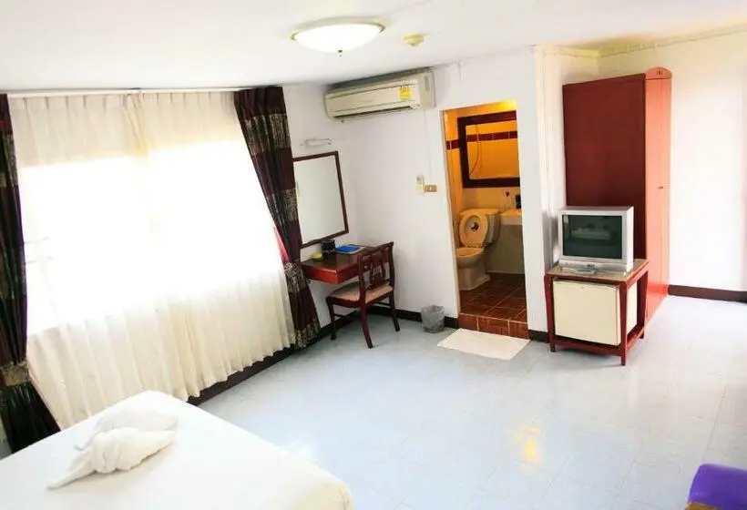 اتاق سوپریور, Regent Lodge Lampang