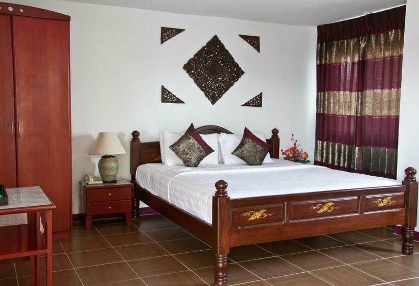 디럭스 룸, Regent Lodge Lampang