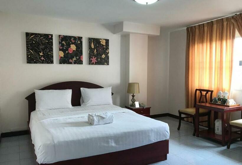 수피리어 룸, Regent Lodge Lampang