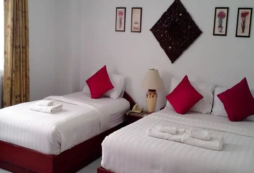 اتاق لوکس, Regent Lodge Lampang