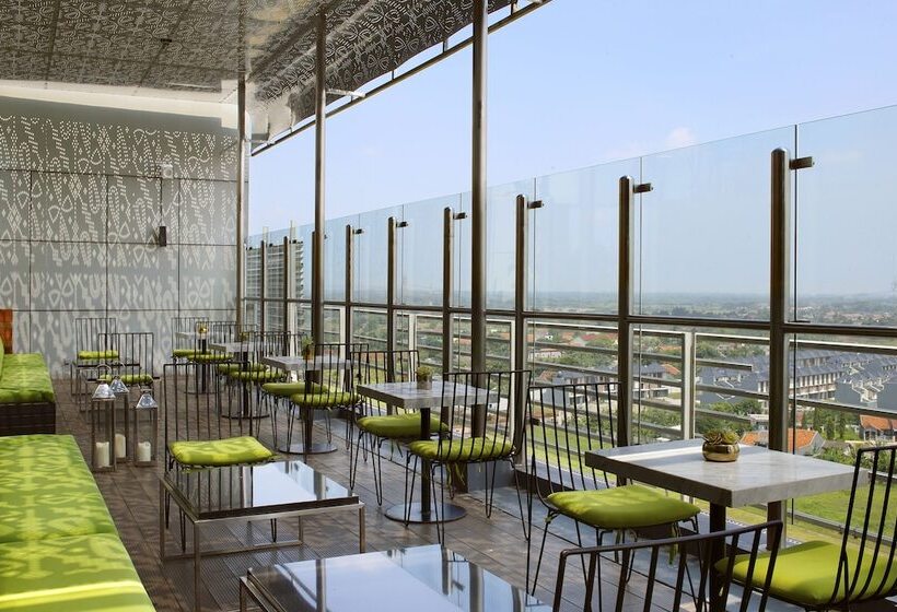 סוויטת אקזקיוטיב, עם מיטת קינג, Santika Premiere Ice  Bsd City