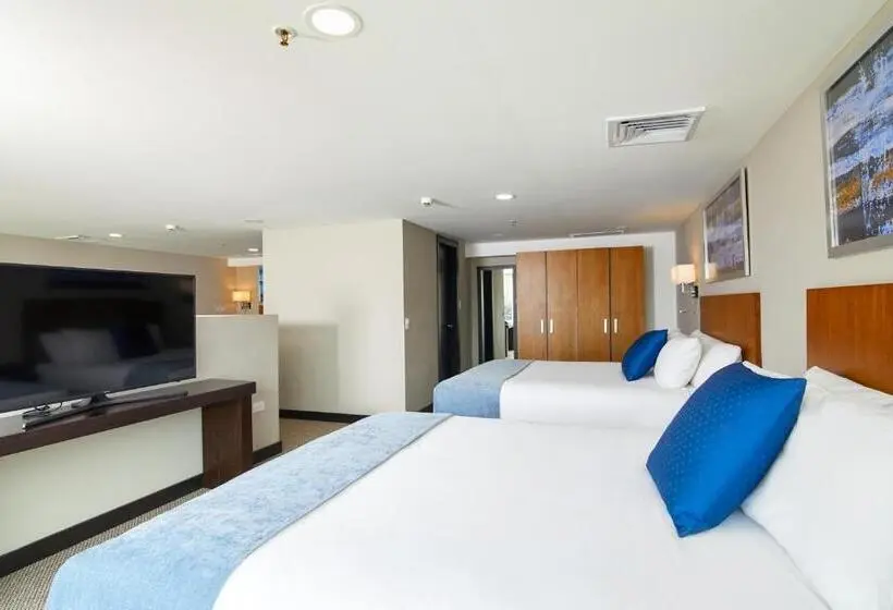 Perhesviitti, Wyndham Manta Sail Plaza Hotel And Convention Center