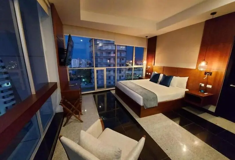Presidenttisviitti, Wyndham Manta Sail Plaza Hotel And Convention Center