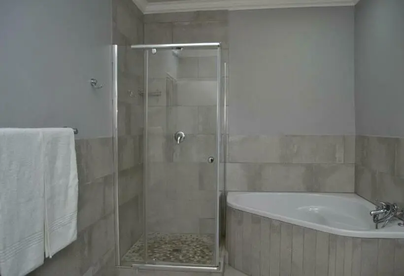 اتاق لوکس, African Sands Guesthouse Load Shedding Free