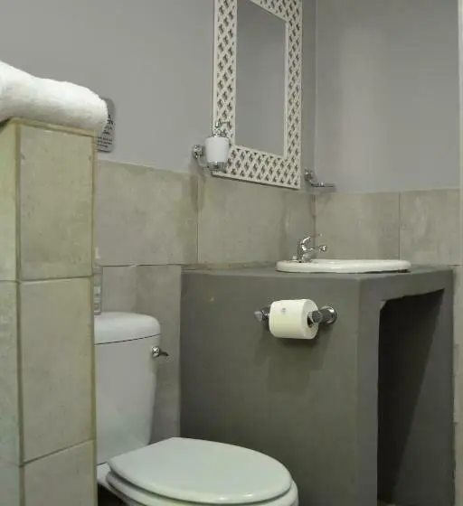 اتاق لوکس خانوادگی, African Sands Guesthouse Load Shedding Free