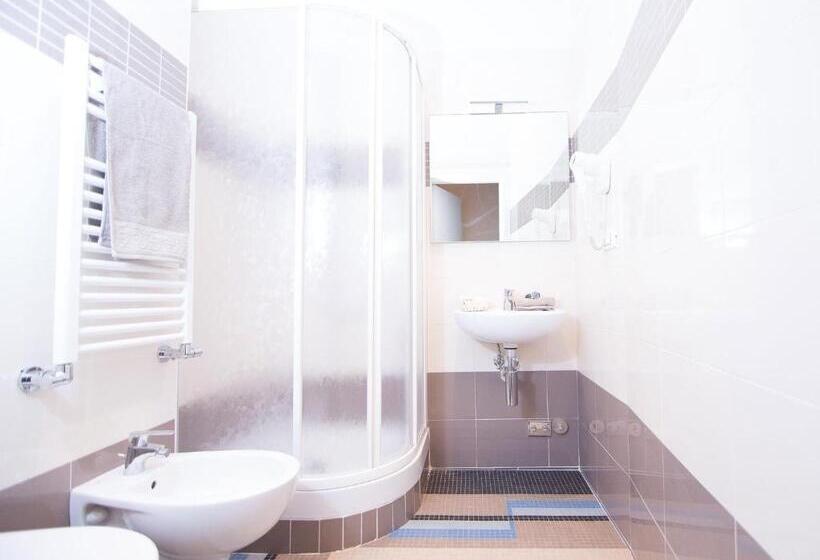 اتاق کلاسیک یک تخته, Lungomare Rooms & Charme