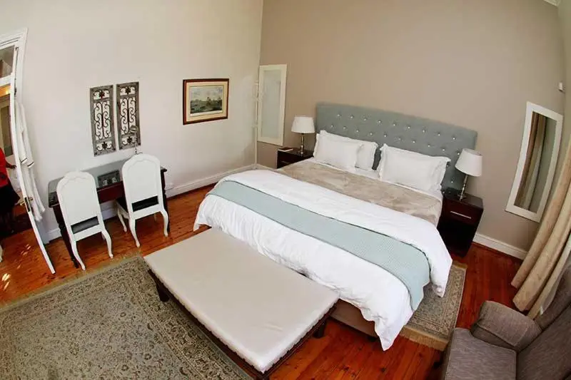 エクゼクティブルーム, Oleander Guest House