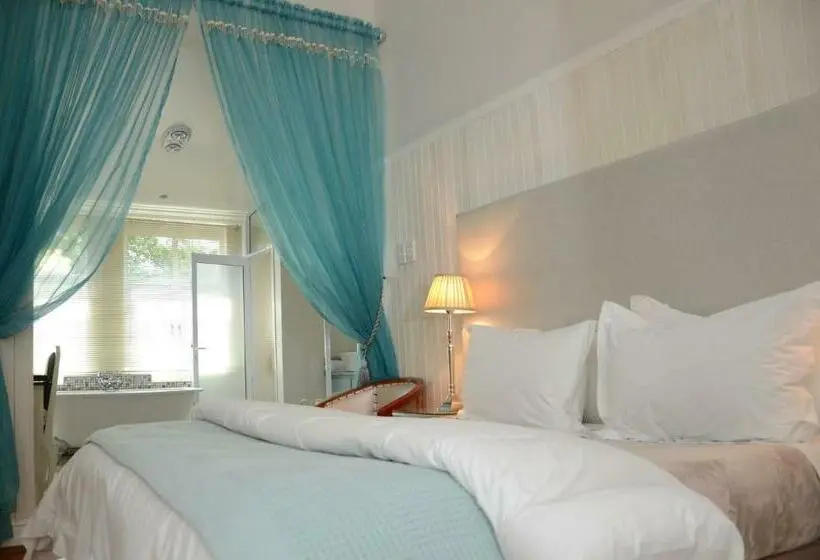 デラックスルーム, Oleander Guest House