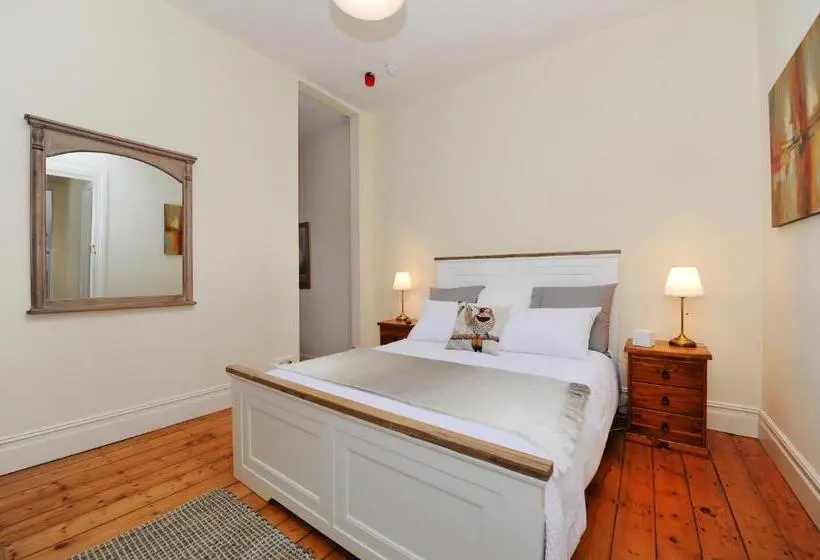 Sviitti, Spencer Suites Albany