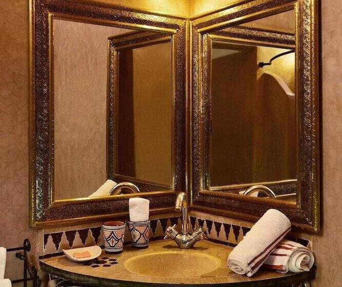 سوییت, Riad Manissa