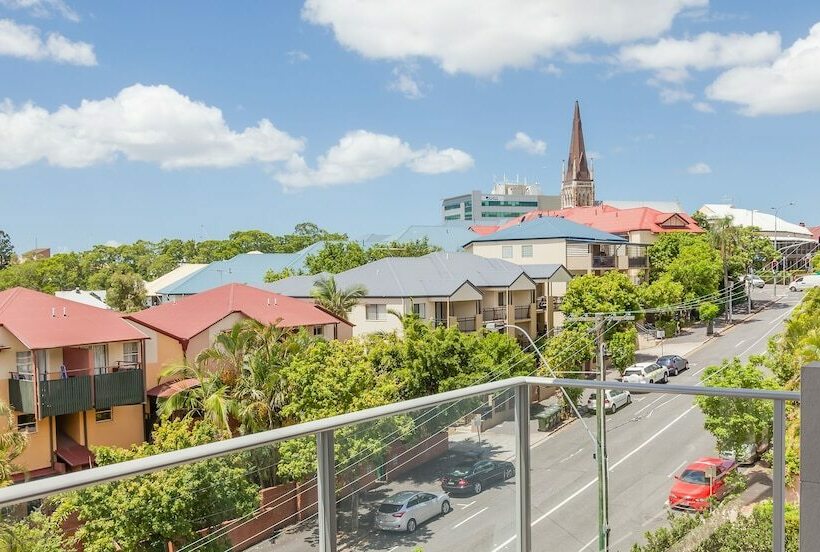 Апартаменты 1 Спальня, Trilogy Residences