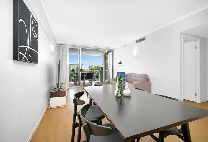 Апартаменты 2 Спальни, Trilogy Residences