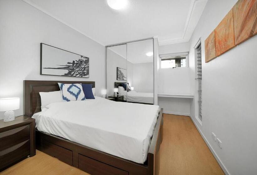 Апартаменты 2 Спальни, Trilogy Residences