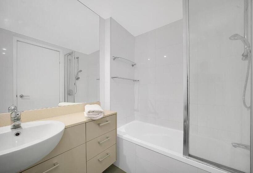 Апартаменты 2 Спальни, Trilogy Residences