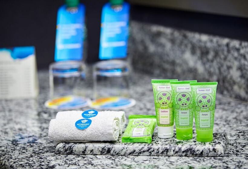 패밀리 스위트, Wyndham Manta Sail Plaza Hotel And Convention Center