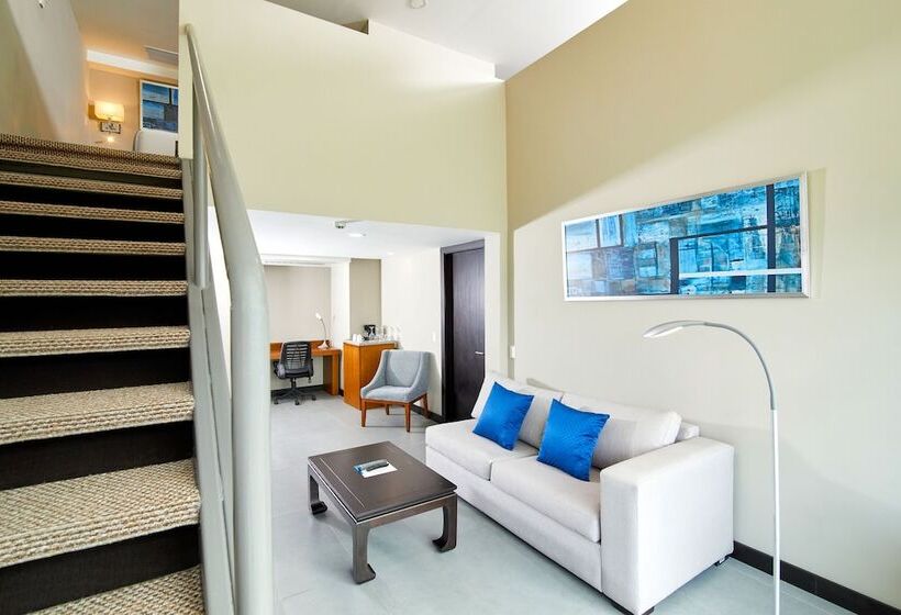 패밀리 스위트, Wyndham Manta Sail Plaza Hotel And Convention Center