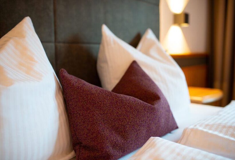 اتاق خانوادگی, B&b Hotel Die Bergquelle