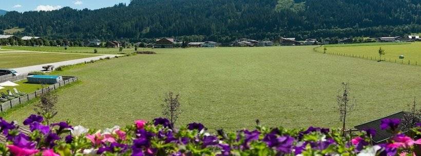 اتاق خانوادگی, B&b Hotel Die Bergquelle