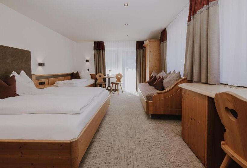 اتاق خانوادگی, B&b Hotel Die Bergquelle