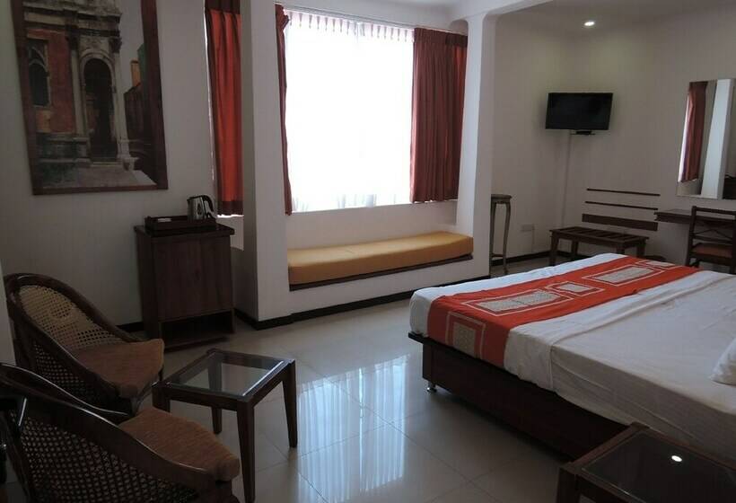 חדר סטנדרט, Anugaa In The City