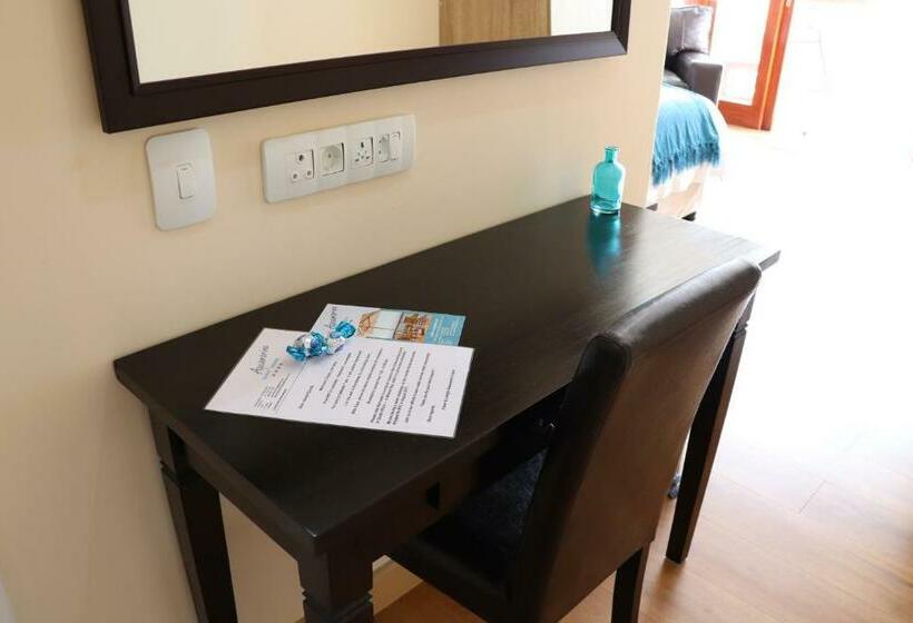 オーシャンビューデラックスルーム, Aquamarine Guest House