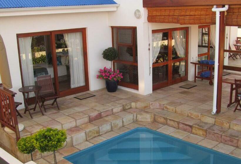 オーシャンビューデラックスルーム, Aquamarine Guest House