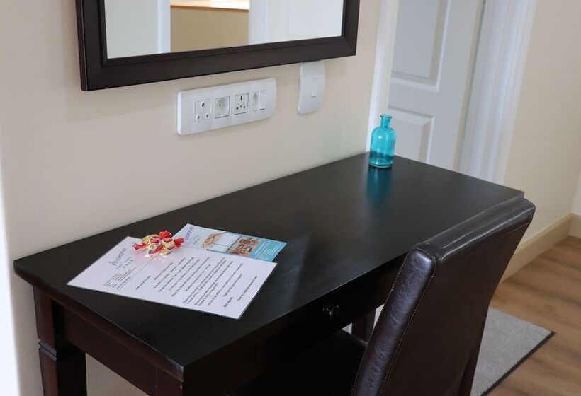 オーシャンビュースーペリアースイート, Aquamarine Guest House