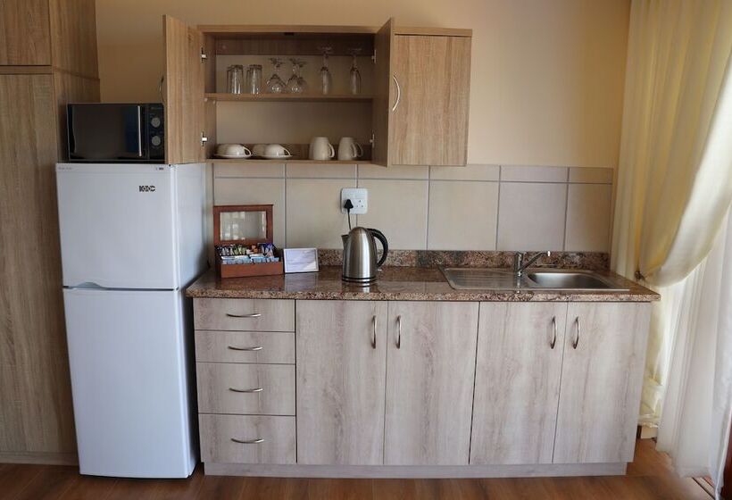 オーシャンビュースーペリアースイート, Aquamarine Guest House